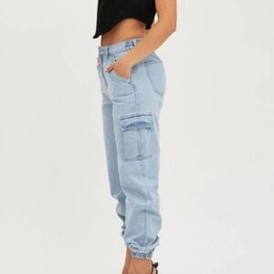 Studio F High Rise Cargo Side Denim Joggers Sz 6